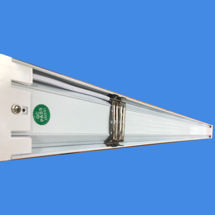 Luminaire LED  600mm 10W IP65 - vue dos
